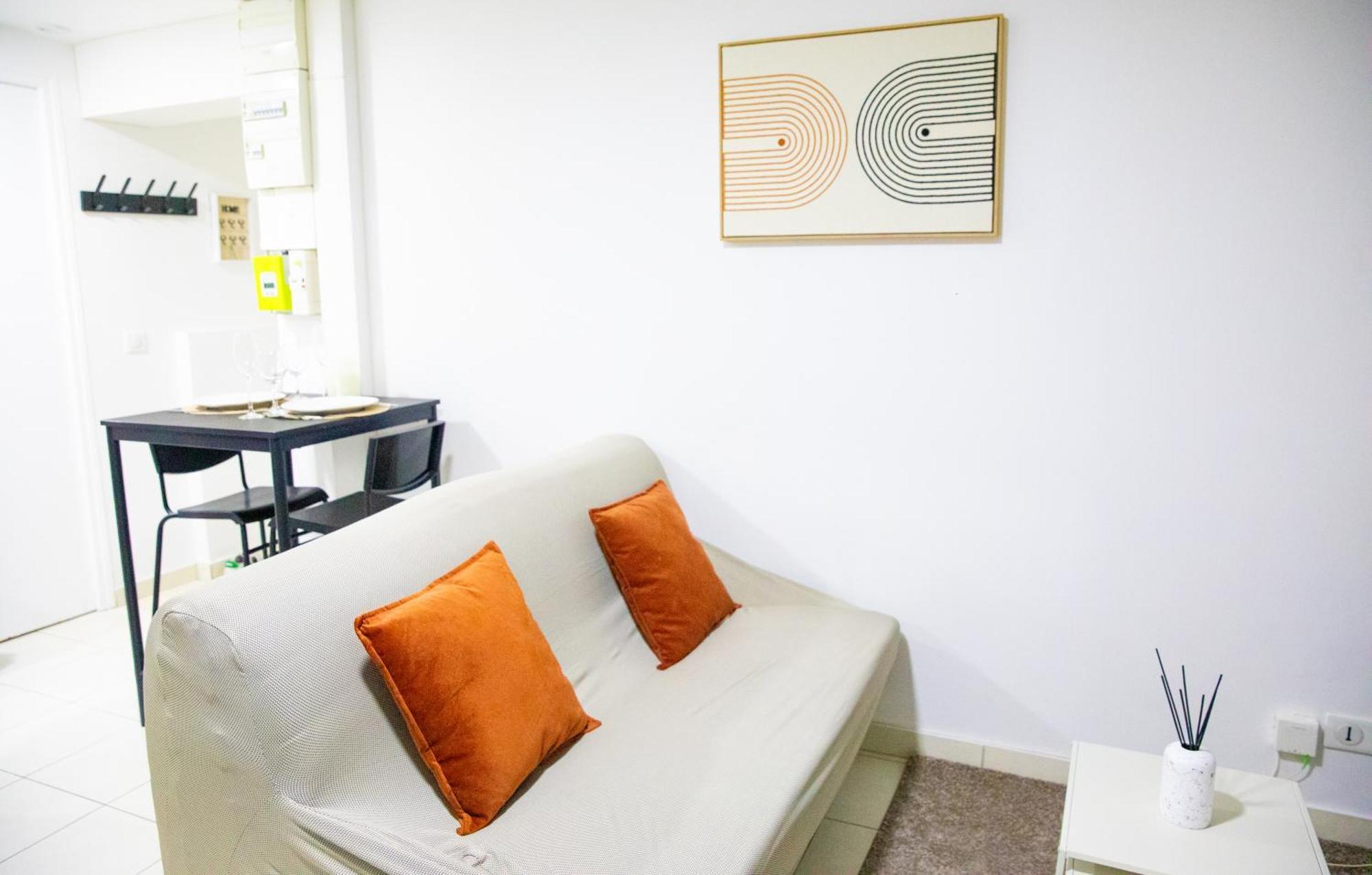 Le Relax Place - Metro 5 Appartement Bobigny