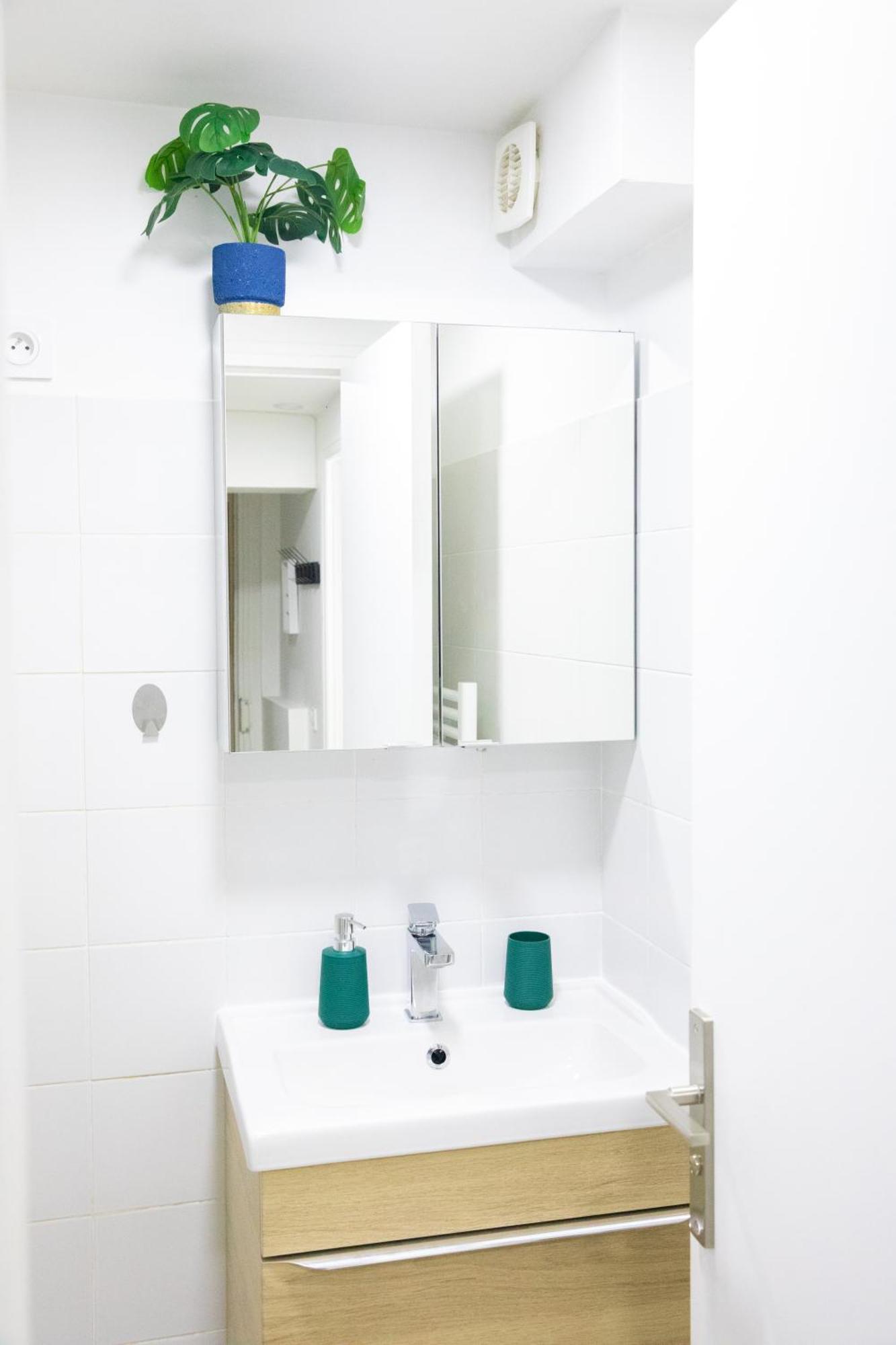 Le Relax Place - Metro 5 Appartement *